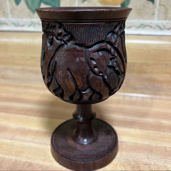 Hand carved vintage wooden goblet with elephants - Picture 1 of 6